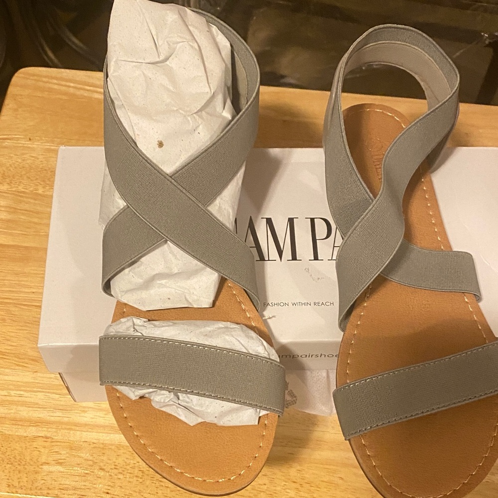 Dream pairs Elegant Gray Sandals
